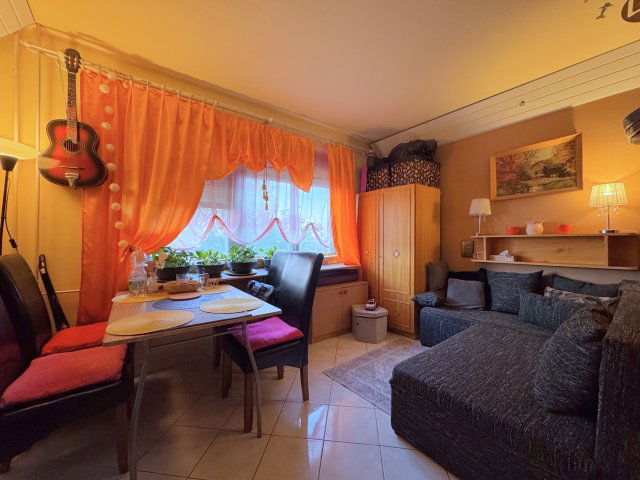 Eladó panellakás, Szekszárdon, Alisca utcában 31.9 M Ft