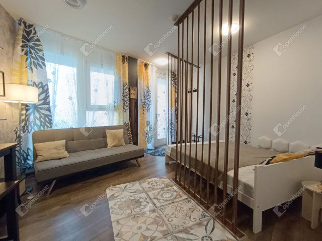 Eladó téglalakás, Sopronban 39.9 M Ft, 1 szobás