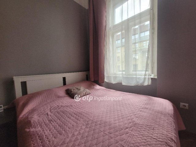 Eladó téglalakás, Budapesten, VIII. kerületben 75 M Ft, 2 szobás