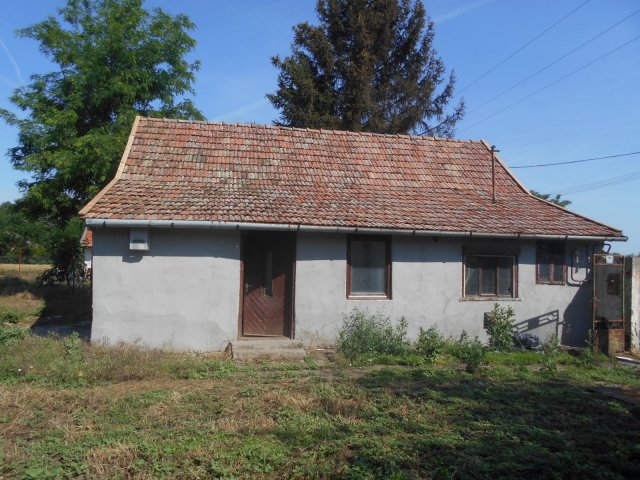Eladó családi ház, Dombegyházán 3.9 M Ft, 2 szobás