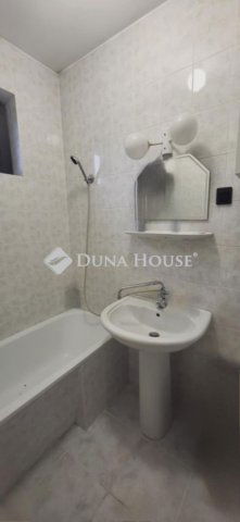 Eladó családi ház, Mogyoródon 98 M Ft, 5 szobás