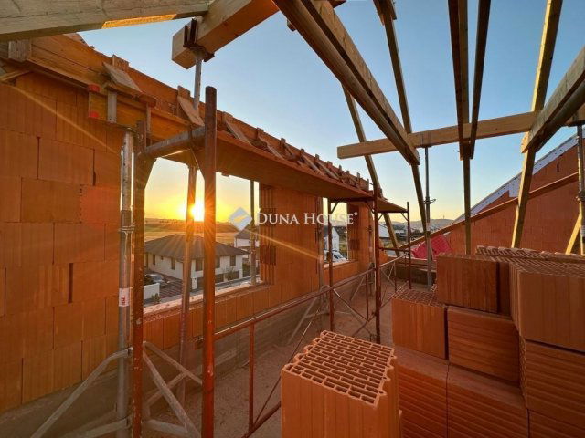 Eladó téglalakás, Kozármislenyen 86.2 M Ft, 3 szobás