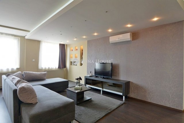 Kiadó téglalakás, albérlet, Kecskeméten 300 E Ft / hó