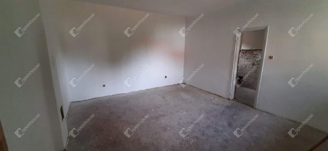 Eladó családi ház, Zalabaksán 18 M Ft, 4 szobás