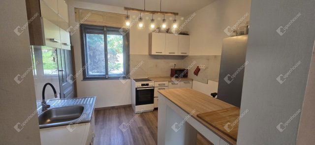 Eladó családi ház, Zalaszentjakabon 16.5 M Ft, 2 szobás