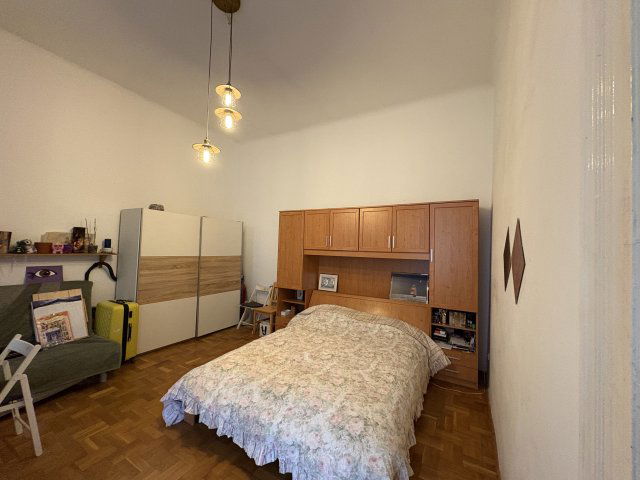 Eladó téglalakás, Budapesten, IX. kerületben, Üllői úton