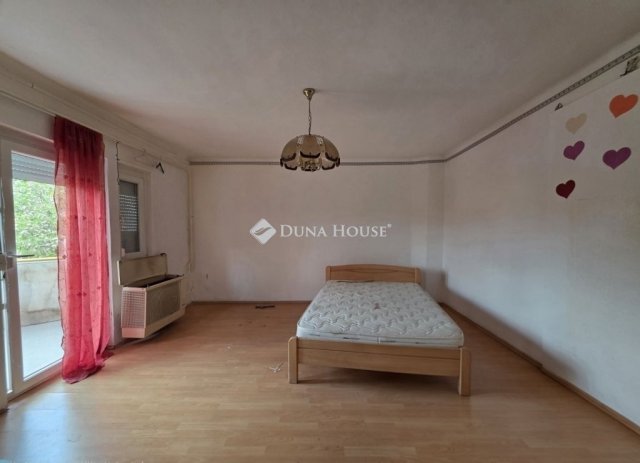 Eladó téglalakás, Gyömrőn 34.5 M Ft, 1 szobás