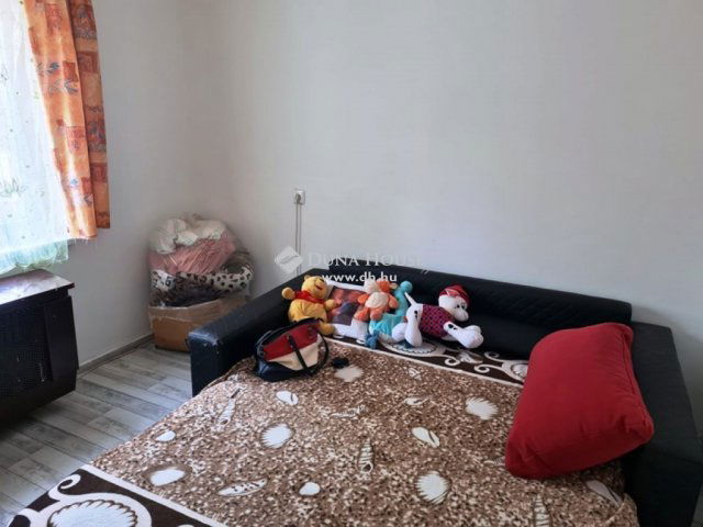 Eladó családi ház, Siófokon 68 M Ft, 3 szobás