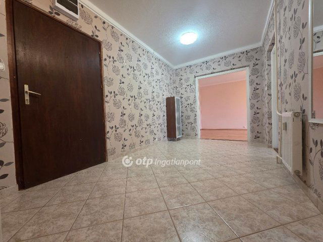 Eladó panellakás, Budapesten, IV. kerületben 77.9 M Ft