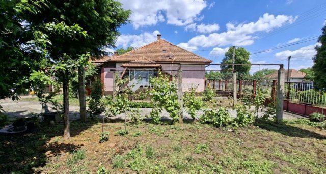 Eladó családi ház, Csorváson 17.9 M Ft, 3 szobás