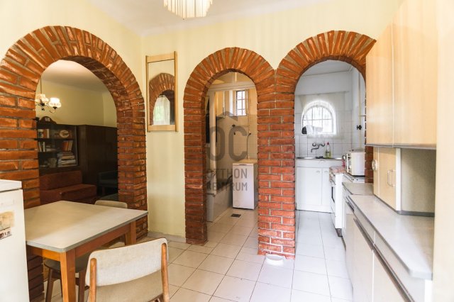 Eladó téglalakás, Szekszárdon, Bezerédj utcában 40 M Ft