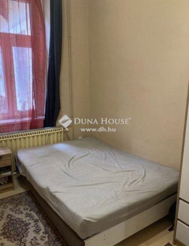 Eladó téglalakás, Budapesten, VI. kerületben 93 M Ft, 3 szobás