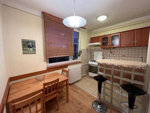 Kiadó téglalakás, albérlet, Tiszaújvárosban, Építők útján