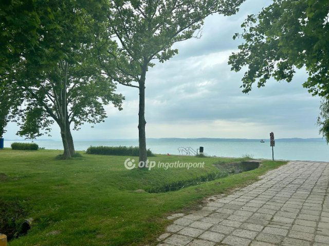 Eladó családi ház, Siófokon 150 M Ft, 5+4 szobás