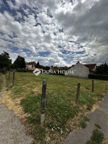 Eladó telek, Harkányban, Szent István utcában 15.436 M Ft