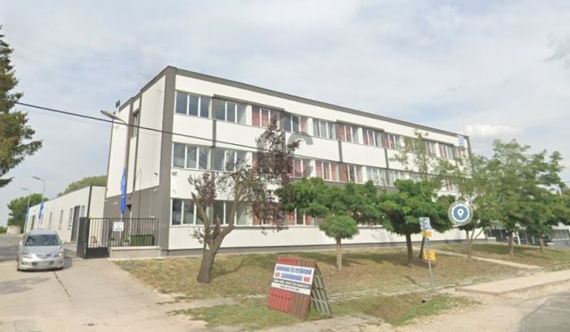 Eladó ipari ingatlan, Cegléden 1174.8 M Ft / költözzbe.hu