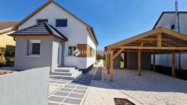 Eladó családi ház, Csévharaszton 94.94 M Ft, 4 szobás