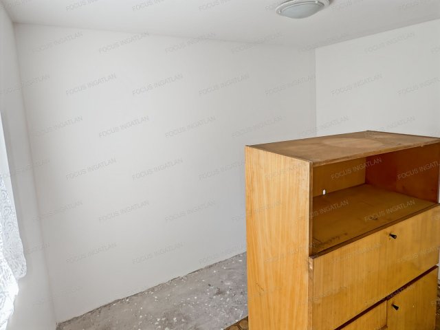 Eladó ipari ingatlan, Kecskeméten 9.9 M Ft, 1 szobás