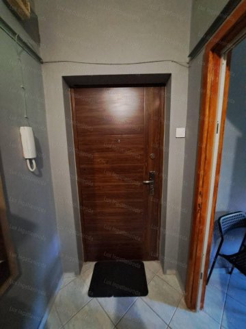 Eladó téglalakás, Oroszlányban 25.9 M Ft, 1 szobás