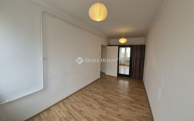 Eladó téglalakás, Budapesten, IV. kerületben 64.9 M Ft, 2 szobás