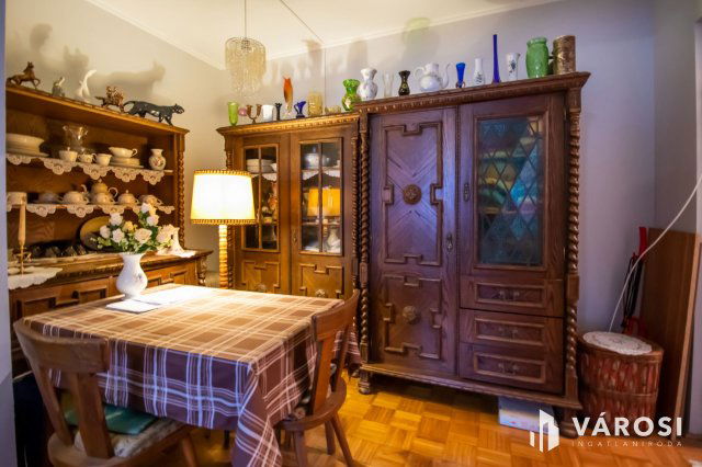 Eladó panellakás, Székesfehérvárott 51.9 M Ft, 2 szobás