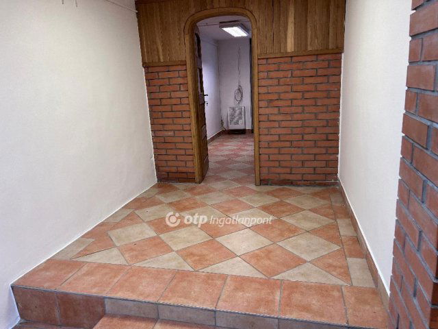 Eladó üzlethelyiség, Egerben 22.99 M Ft / költözzbe.hu