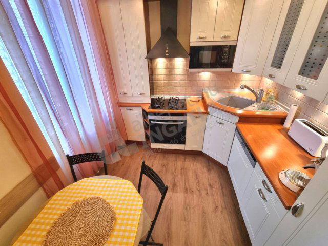 Kiadó téglalakás, albérlet, VI. kerületben, Bajcsy-Zsilinszky úton