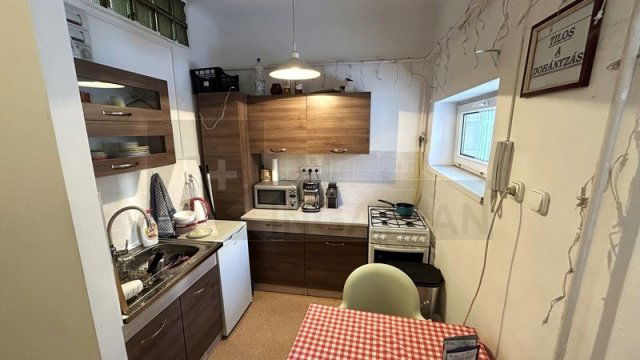 Kiadó téglalakás, albérlet, Szegeden 150 E Ft / hó, 1 szobás