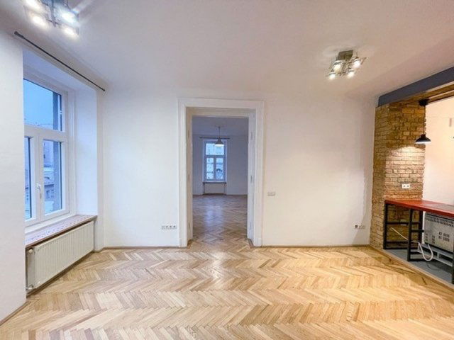 Kiadó téglalakás, albérlet, VII. kerületben, Murányi utcában