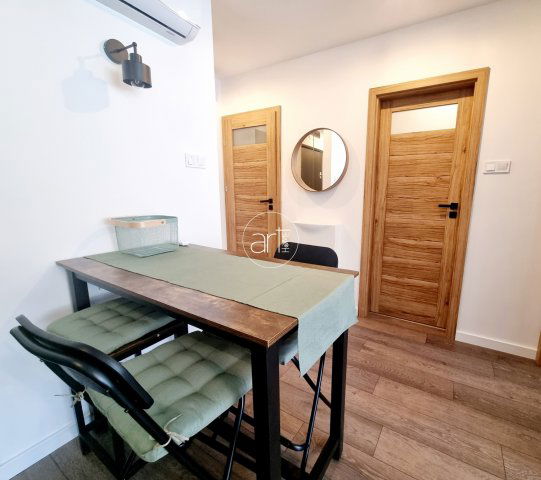 Kiadó téglalakás, albérlet, Szegeden 230 E Ft / hó, 2 szobás