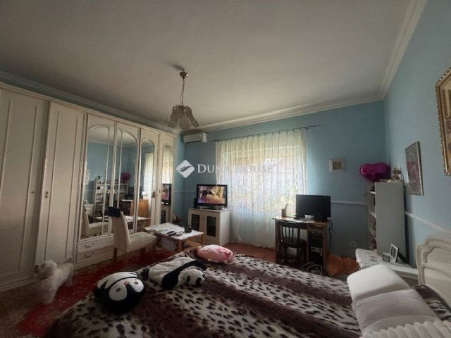 Eladó családi ház, Vecsésen 62 M Ft, 2 szobás