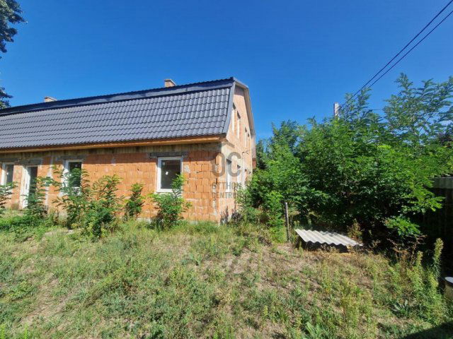 Eladó családi ház, Tóalmáson 55 M Ft, 8 szobás