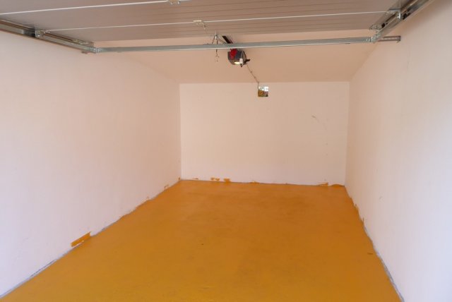 Kiadó ipari ingatlan, Pécsett, Málna utcában 33 E Ft / hó