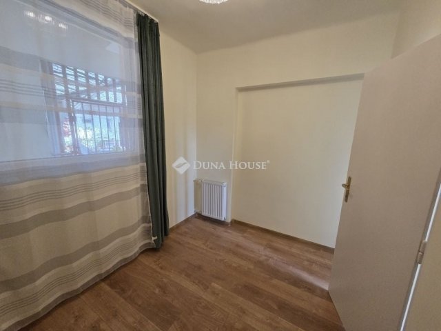 Eladó téglalakás, Budapesten, VIII. kerületben 84.9 M Ft