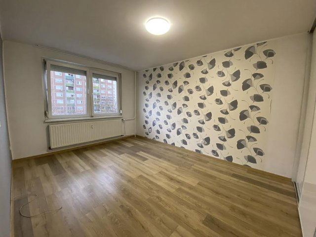 Eladó panellakás, IV. kerületben, Berda József utcában