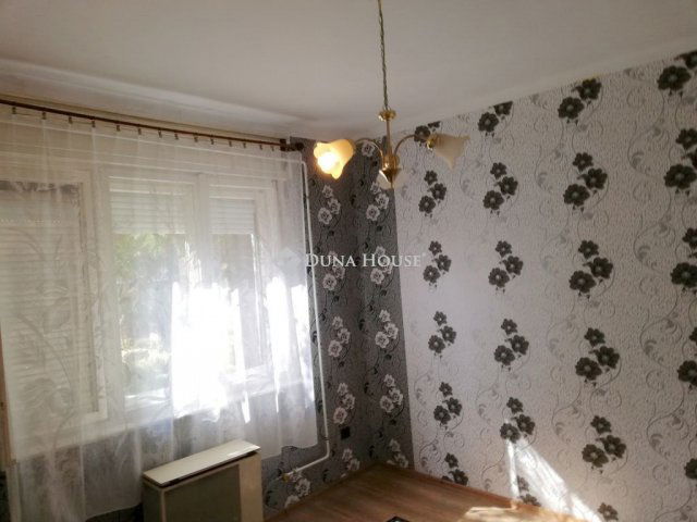 Eladó téglalakás, Tiszavasváriban, Kossuth Lajos utcában 18 M Ft