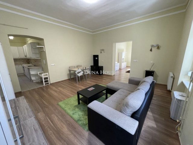 Eladó téglalakás, Budapesten, VII. kerületben 74 M Ft, 2 szobás