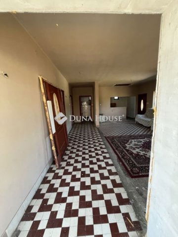 Eladó családi ház, Polgárdin 40 M Ft, 3 szobás