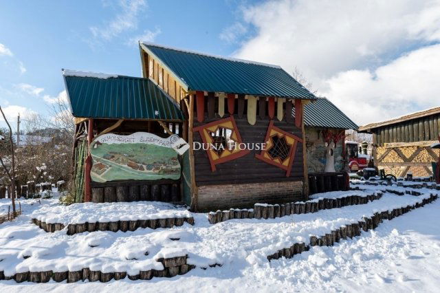 Eladó családi ház, Nőtincsen 1276.74 M Ft, 8 szobás