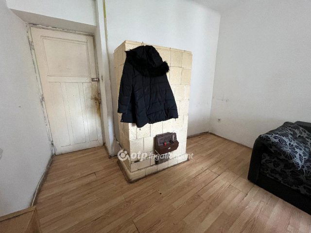 Eladó téglalakás, Budapesten, VIII. kerületben 49 M Ft, 2 szobás