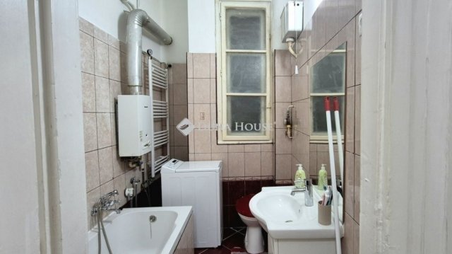 Eladó téglalakás, Budapesten, VIII. kerületben 67 M Ft, 2 szobás