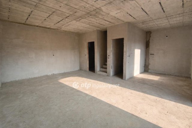 Eladó ikerház, Gárdonyban 115 M Ft, 1+3 szobás