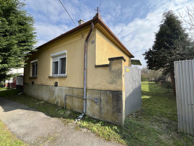 Eladó családi ház, Vashosszúfalun 11.9 M Ft, 2+1 szobás