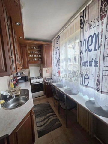 Eladó panellakás, Dunaújvárosban 32 M Ft, 1+1 szobás