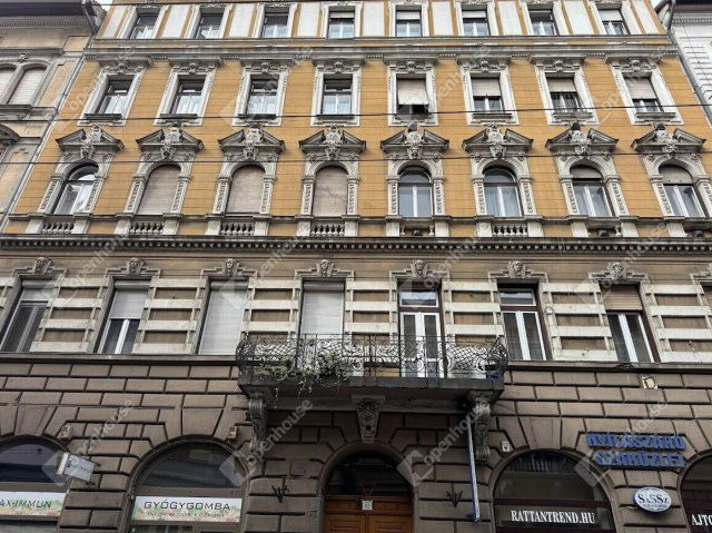 Eladó téglalakás, Budapesten, VI. kerületben 105.5 M Ft