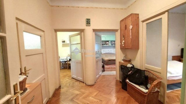 Eladó családi ház, Budapesten, XVIII. kerületben 79.9 M Ft