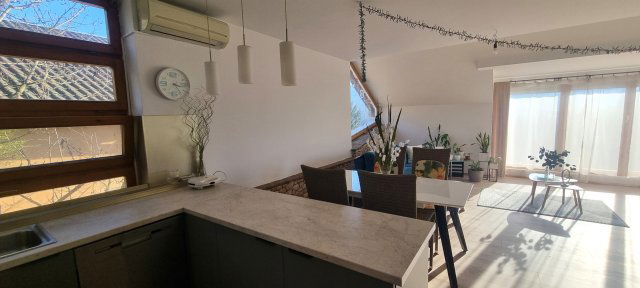 Eladó téglalakás, Pilisborosjenőn 129.9 M Ft, 5 szobás