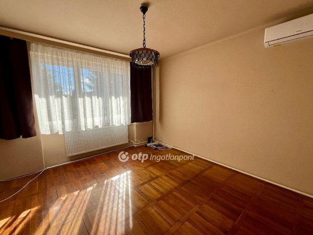 Eladó családi ház, Ceglédbercelen 67 M Ft, 4 szobás