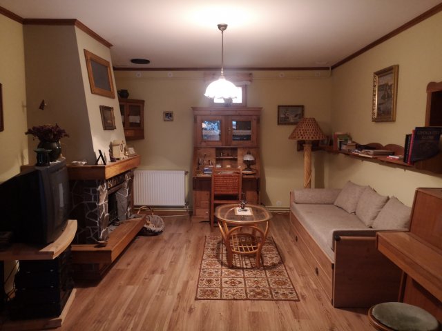 Kiadó családi ház, albérlet, Gyulán, Karácsonyi János utcában