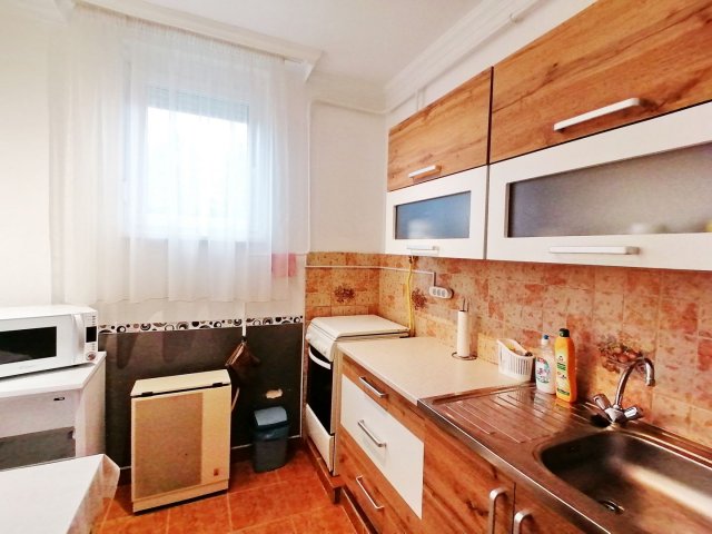 Eladó téglalakás, Debrecenben 65 M Ft, 2 szobás